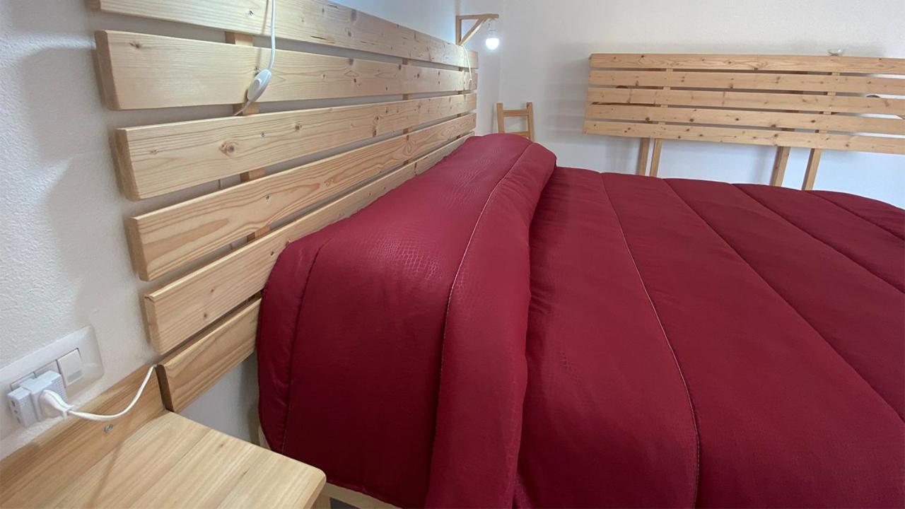 I Tre Schen Hotel Calasetta Eksteriør billede