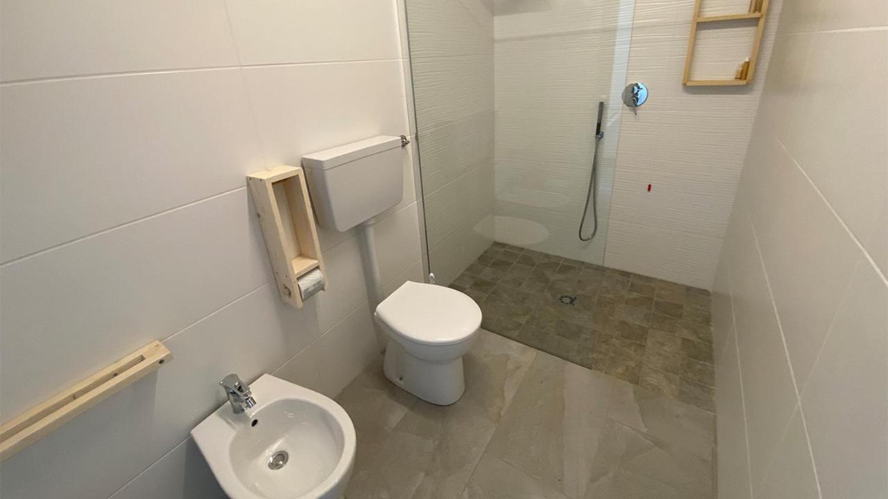 I Tre Schen Hotel Calasetta Eksteriør billede